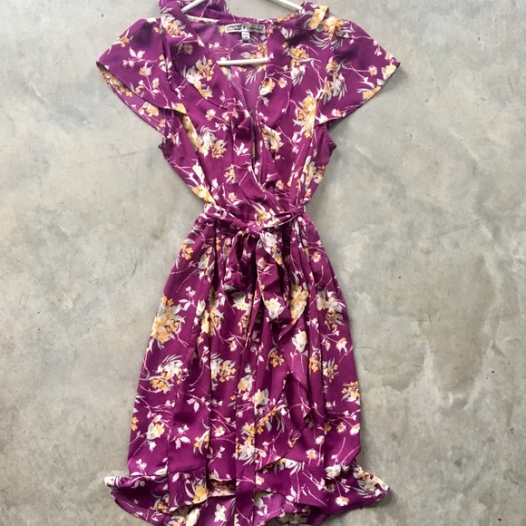 Dresses & Skirts - Floral purple dress Dresses & Skirts - Floral purple dress